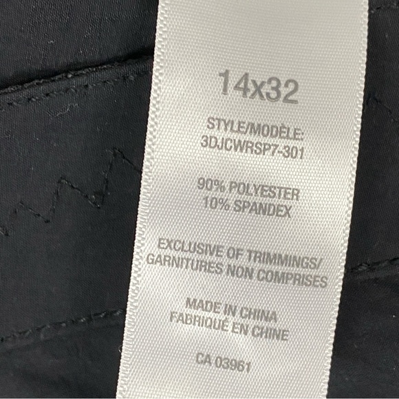 Wind River Black Outdoor Cargo Pants with Straight-Leg Fit - Picture 13 of 13